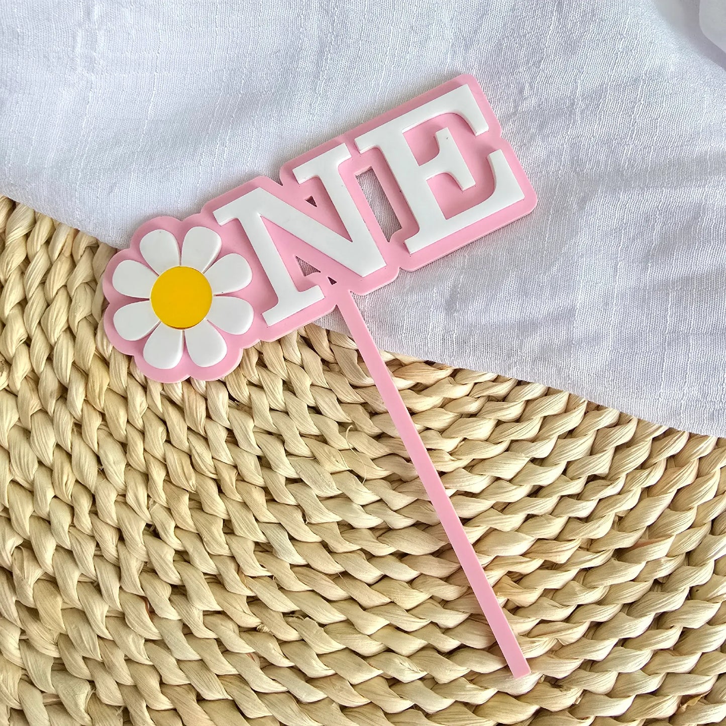Daisy Cake Topper