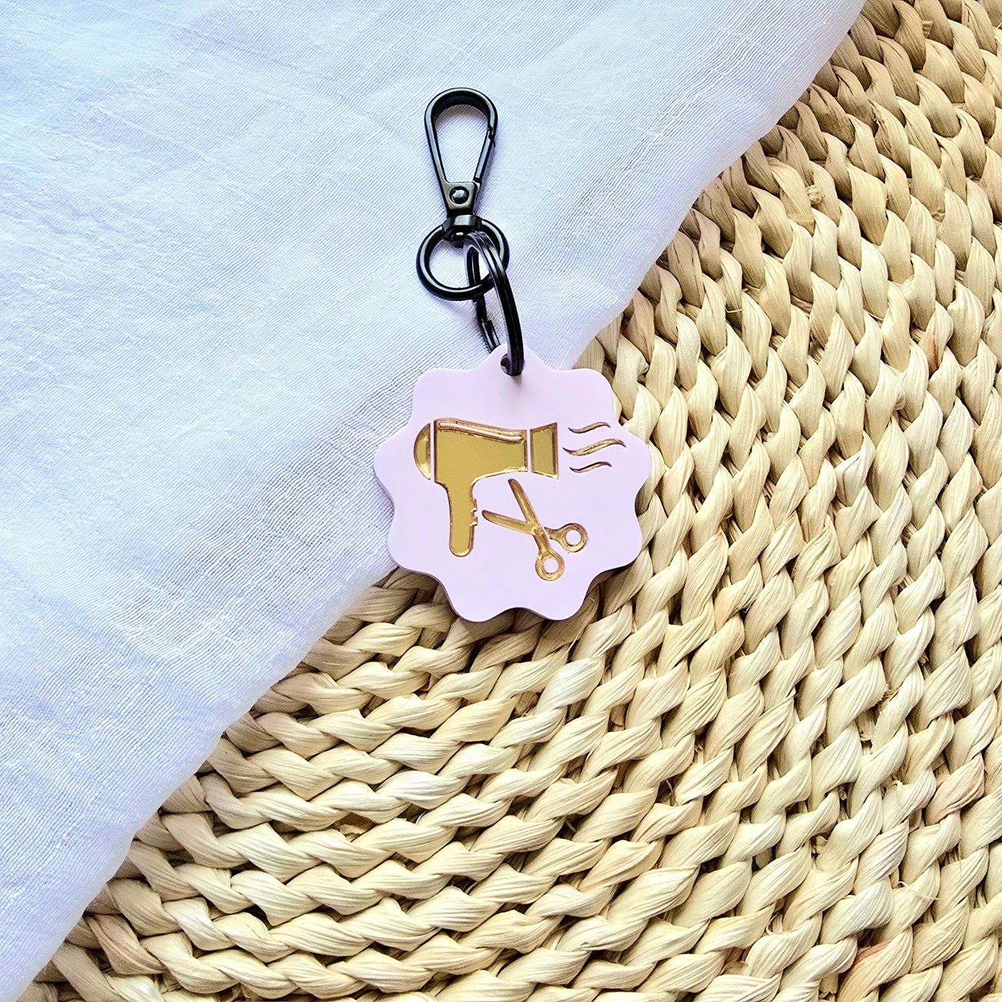 HAIRSTYLIST NFC KEYCHAIN